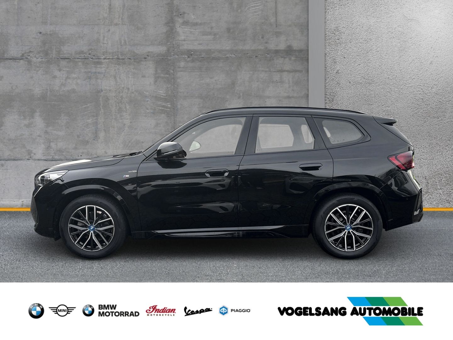 Fahrzeugabbildung BMW iX1 20eDrive,M Sport,ACC,HeadUp,RFK,Parkassisten