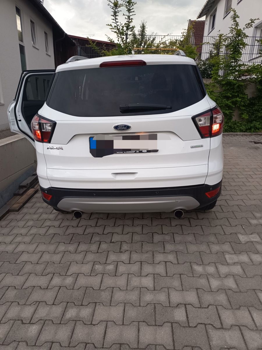 FORD Kuga