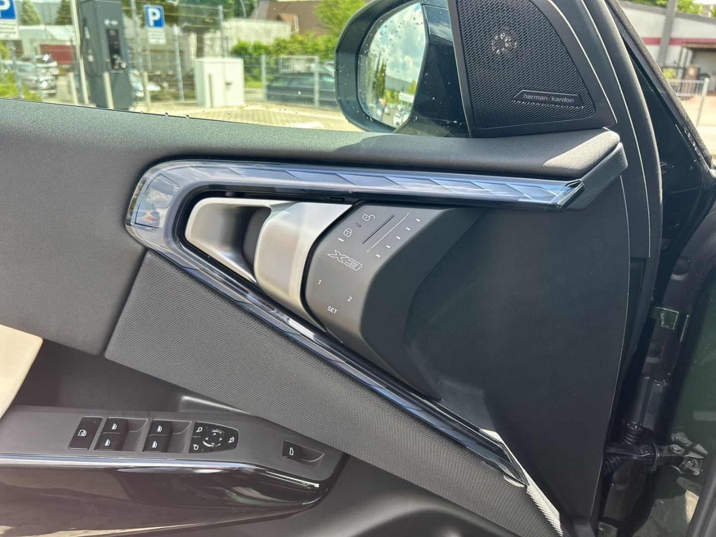 Fahrzeugabbildung BMW X3 M50 xDrive 21'' AHK Panorama-Glasdach Harman/
