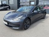 Tesla Model 3 Standard Range Plus RWD - Tesla Model 3: Kombi