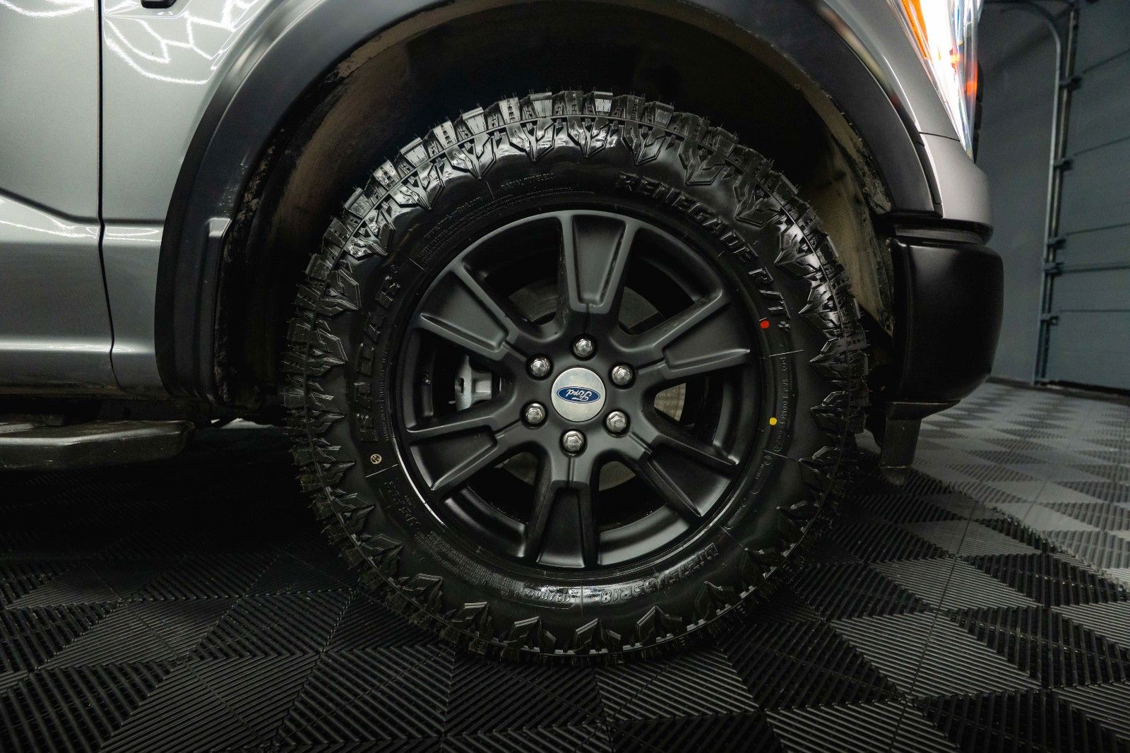 Fahrzeugabbildung Ford F150 3.3 V6 Offroad Raptor Singlecab Longbed 19%