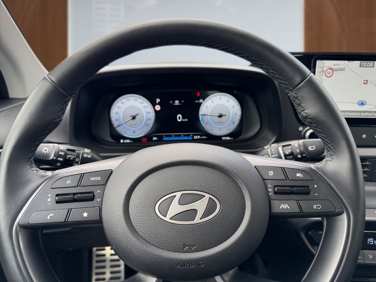 Fahrzeugabbildung Hyundai BAYON TREND 4xSHZ AUT Fernlichtass. Kam. KeyLess