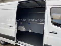 Fahrzeugabbildung Mercedes-Benz Sprinter III Kasten FWD 211/214 CDI FWD L2