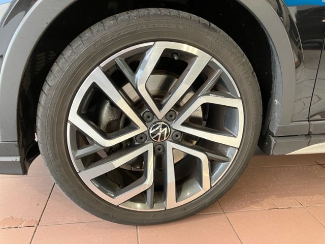 Fahrzeugabbildung Volkswagen Golf Variant 2.0 TDI SCR 4MOTION 147 kW ALLTRACK