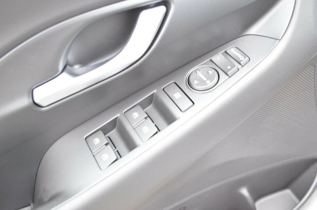 Hyundai i30cw 1.6 CRDi DCT TREND + NAVIGATION + KOMFORT