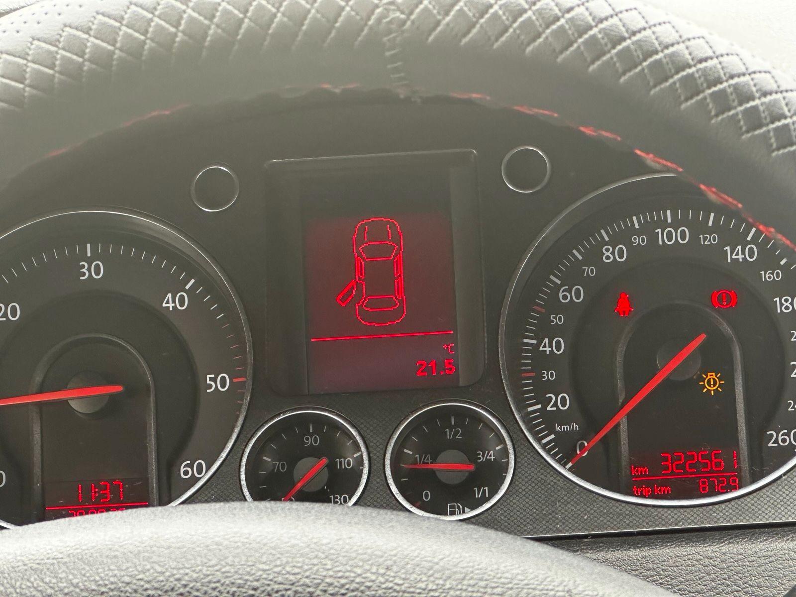 Volkswagen Passat 2006 — photo 11