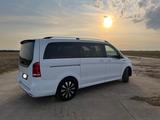 Mercedes-Benz Avantg. Edition, Pano, Mittelkonsole, Kühlfach - Mercedes-Benz EQV aus 2020