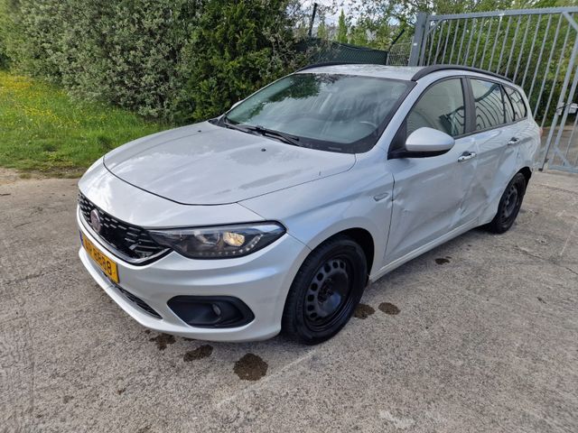 Fiat Tipo Easy