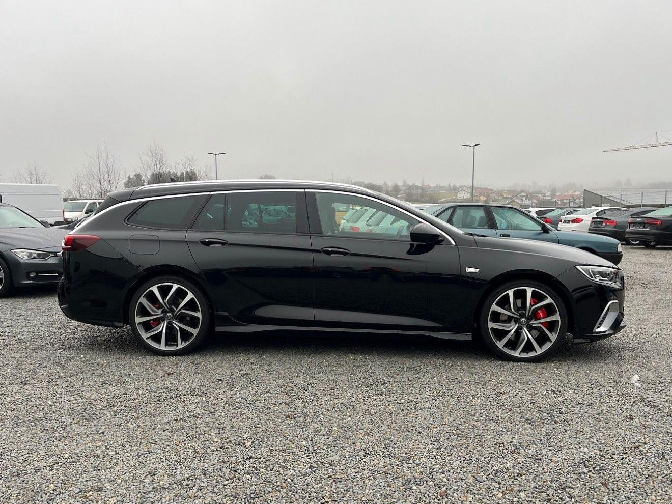 Opel Insignia Sports Tourer GSi 4x4,LED,Head-Up,Bose