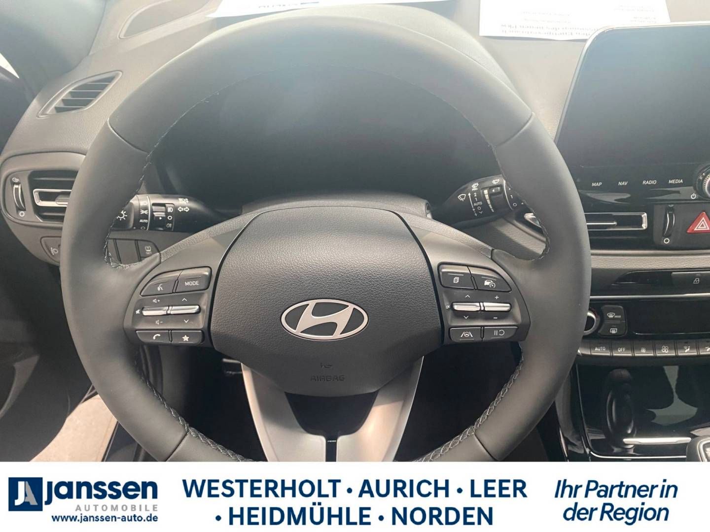 Fahrzeugabbildung Hyundai i30 ADVANTAGE