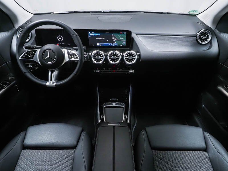 Fahrzeugabbildung Mercedes-Benz GLA 200 Progressive*Totwink*Memory*Kamera*LED*