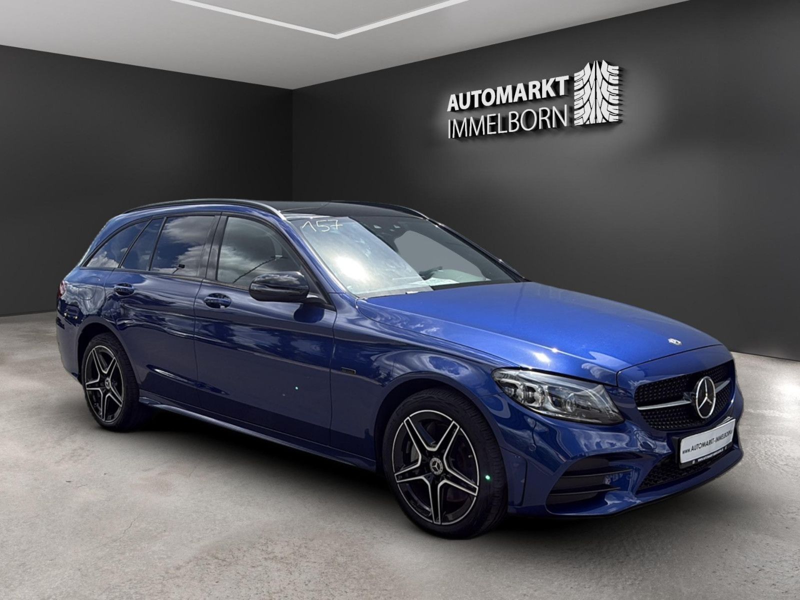 MERCEDES-BENZ C 300 de T AMG Night Edition Pano*Distro*Mubeam*