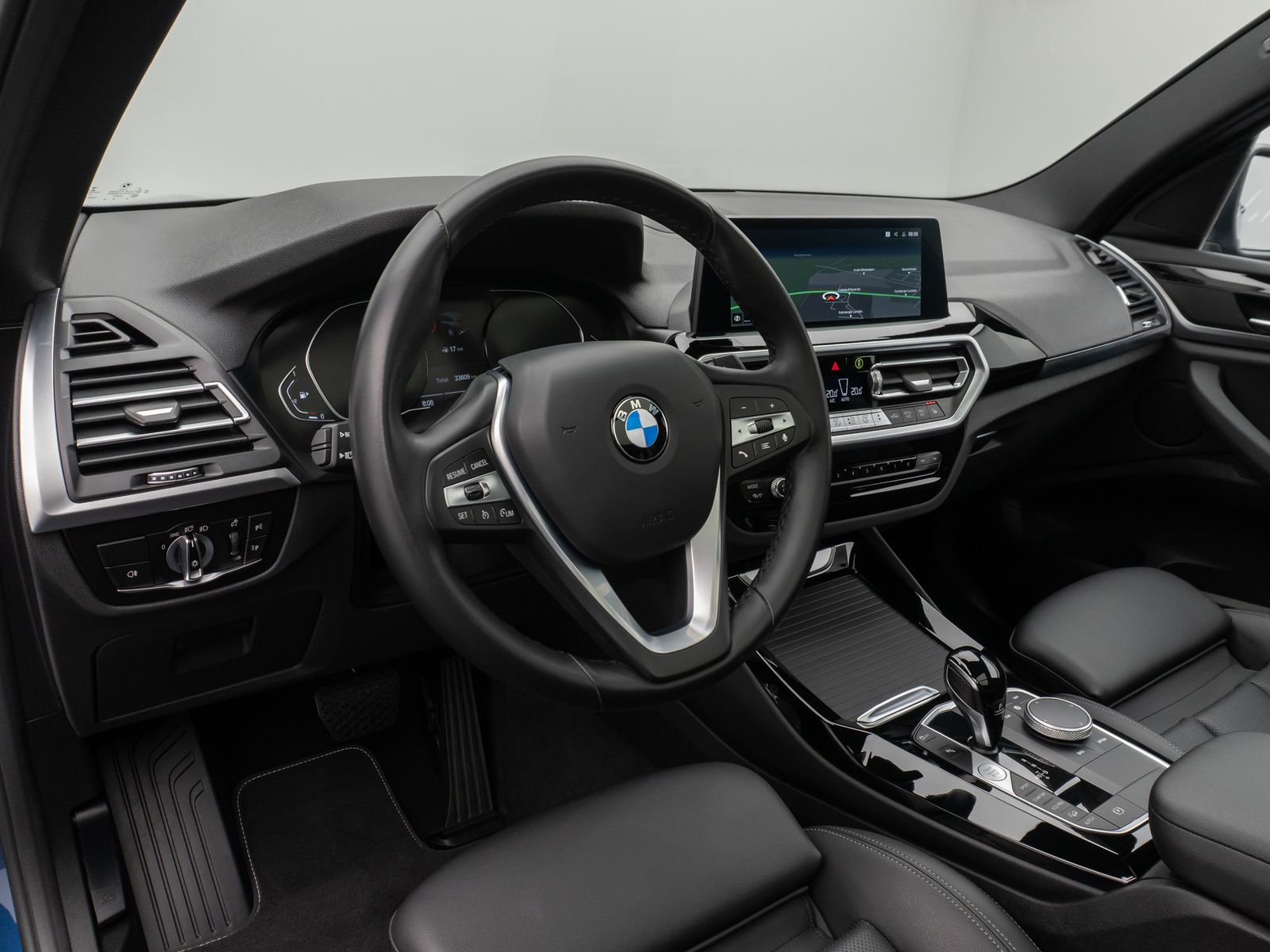 Fahrzeugabbildung BMW X3 xD30i Panorama Kamera DAB HiFi Sport 19Zoll