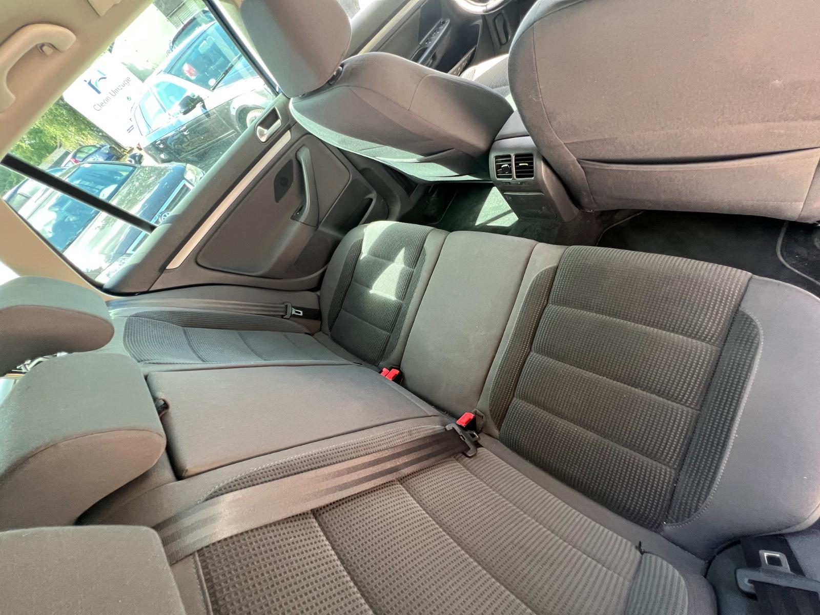 Volkswagen Golf 2009 — photo 21