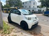 Toyota iq  1.33 98 ps aygo - Toyota IQ mit Benzin-Antrieb: Navigationssystem