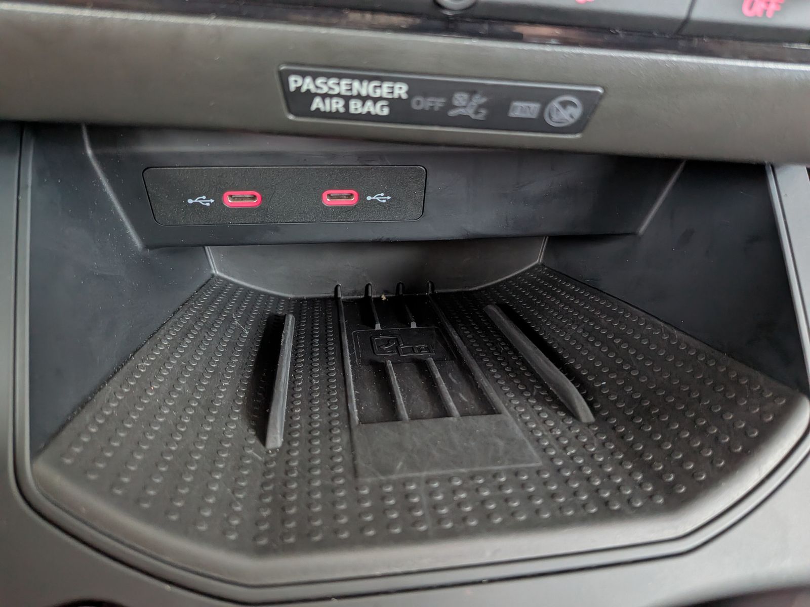 Fahrzeugabbildung SEAT Arona 1.5 TSI FR-LINE Black AHK*ACC*KAMERA*LED