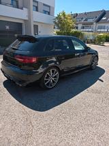 Audi S3 2.0 TFSI S tronic quattro Sportback  - Audi S3 in Köln