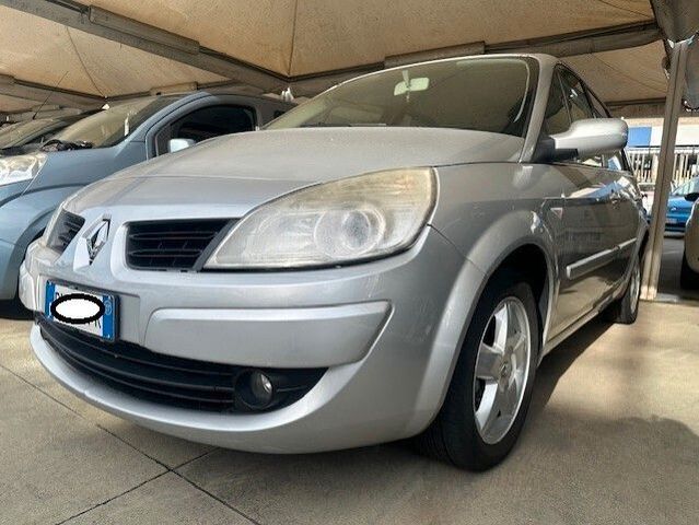 Renault RENAULT SCENIC 1,5 DIESEL FULL OPTIONAL