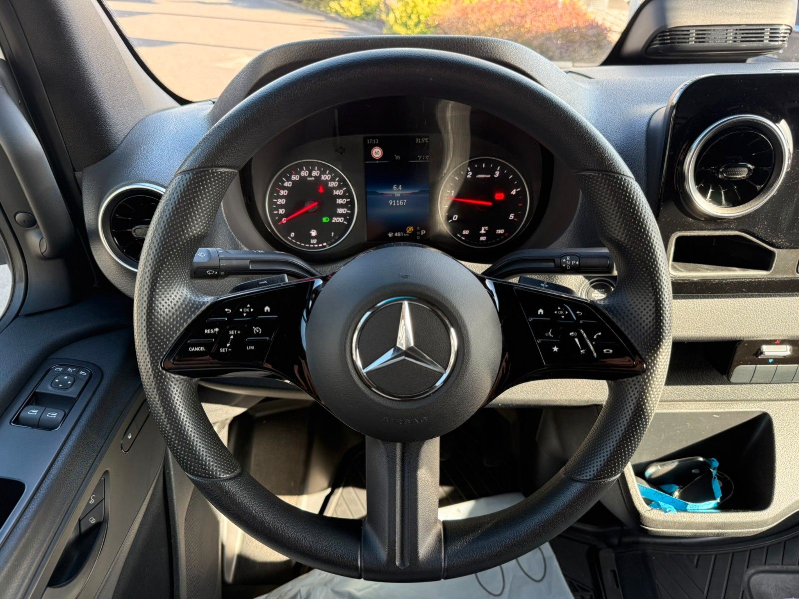 Fahrzeugabbildung Mercedes-Benz Sprinter 317 CDI 9G 4325 Klima Kamera LED