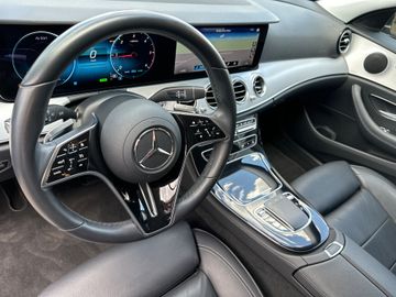 Mercedes E 220 - 8