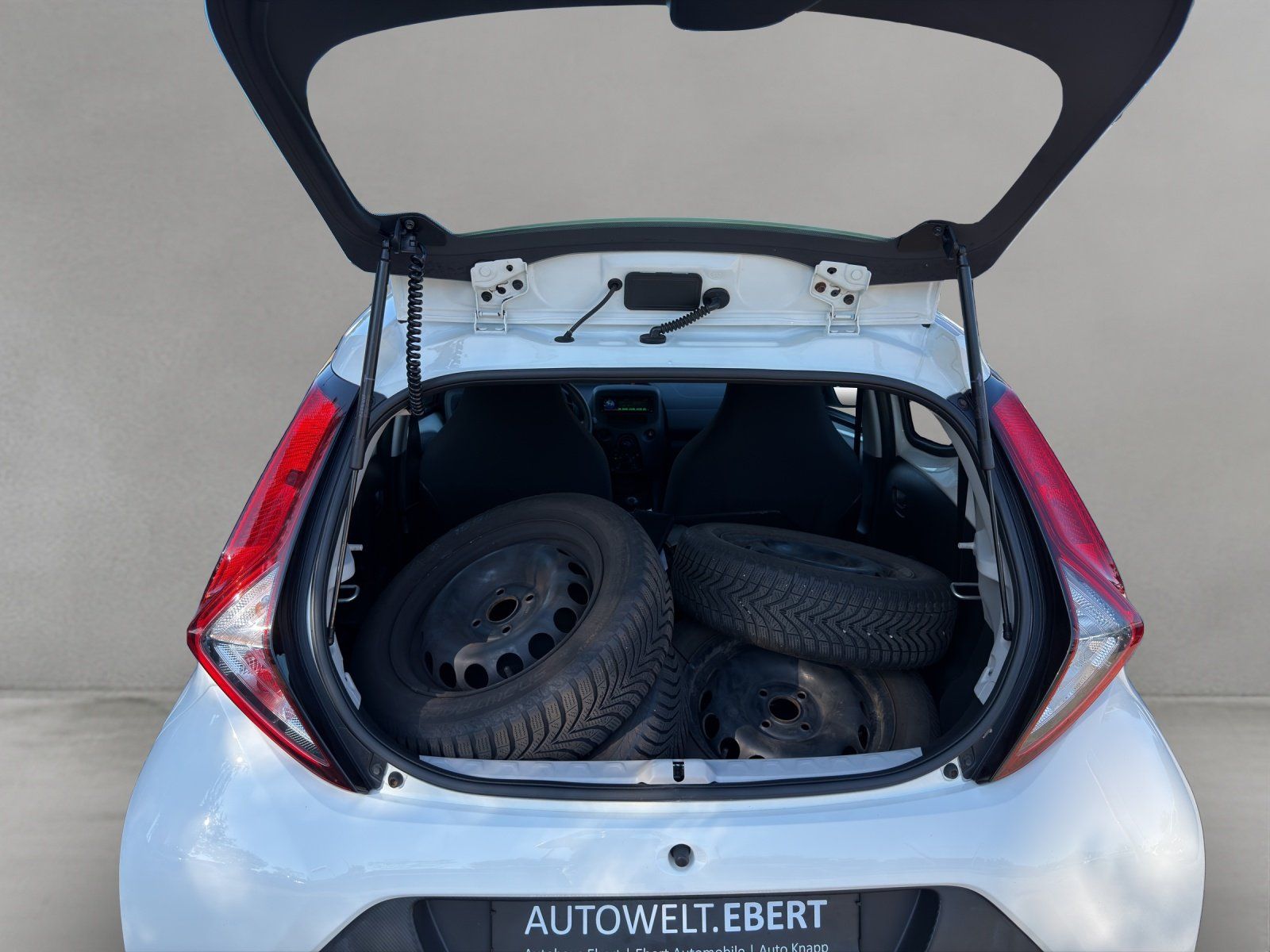 Fahrzeugabbildung Toyota Aygo 1.0 x 1. Hd., Klima, el. FH vo., Scheckheft