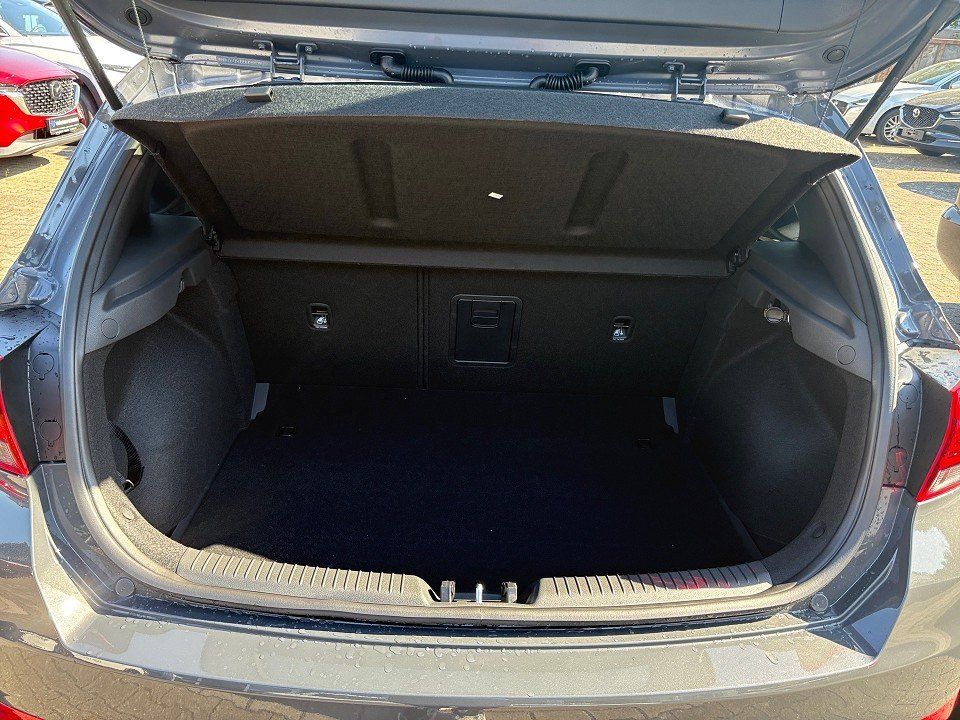 Fahrzeugabbildung Hyundai i30 1.5T 140PS 48V N LINE
