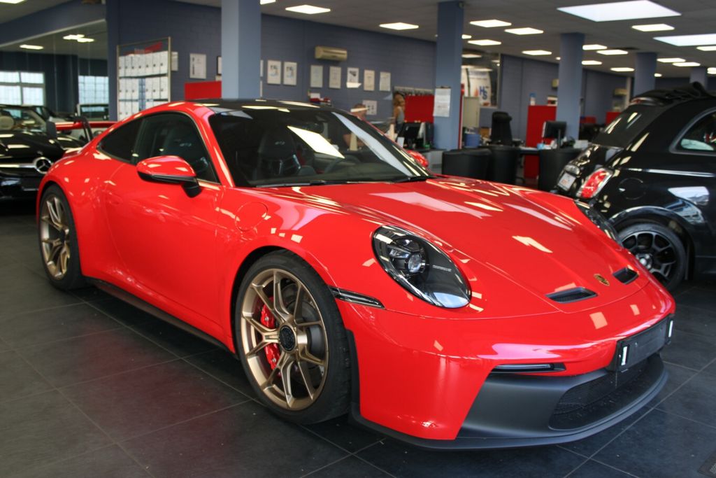 Porsche 992