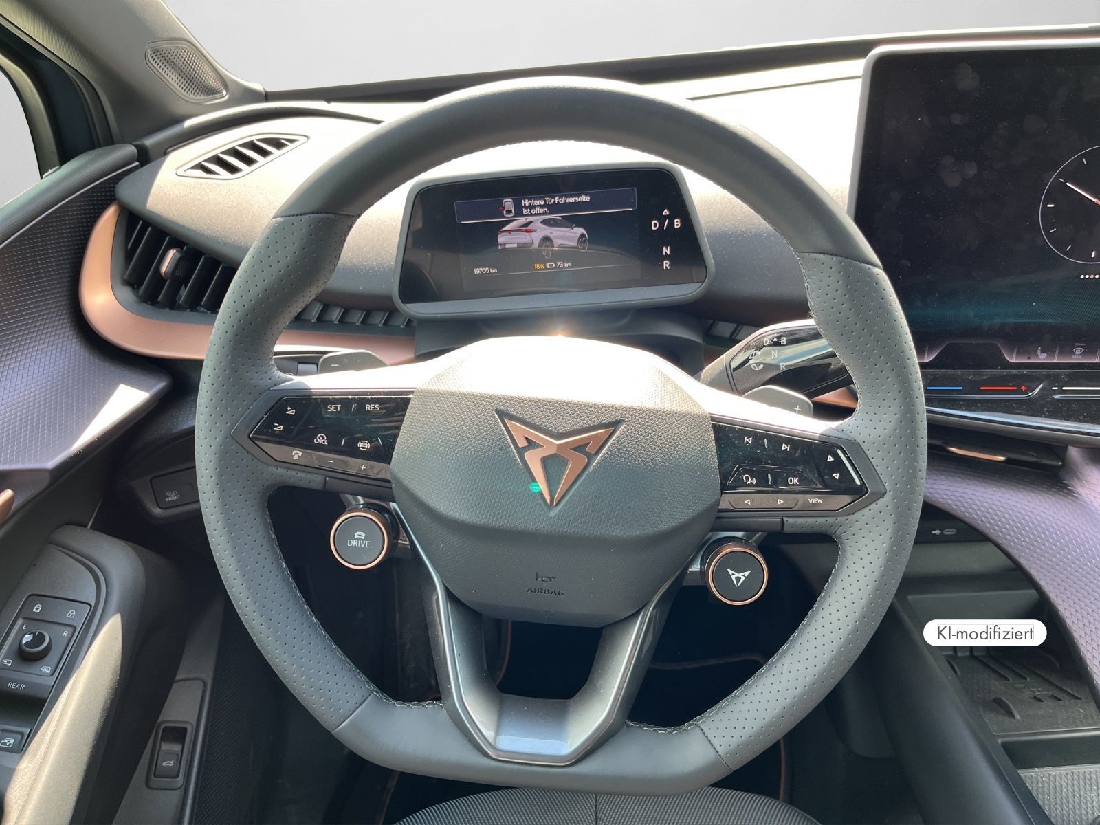 Cupra Tavascan - Bild 9
