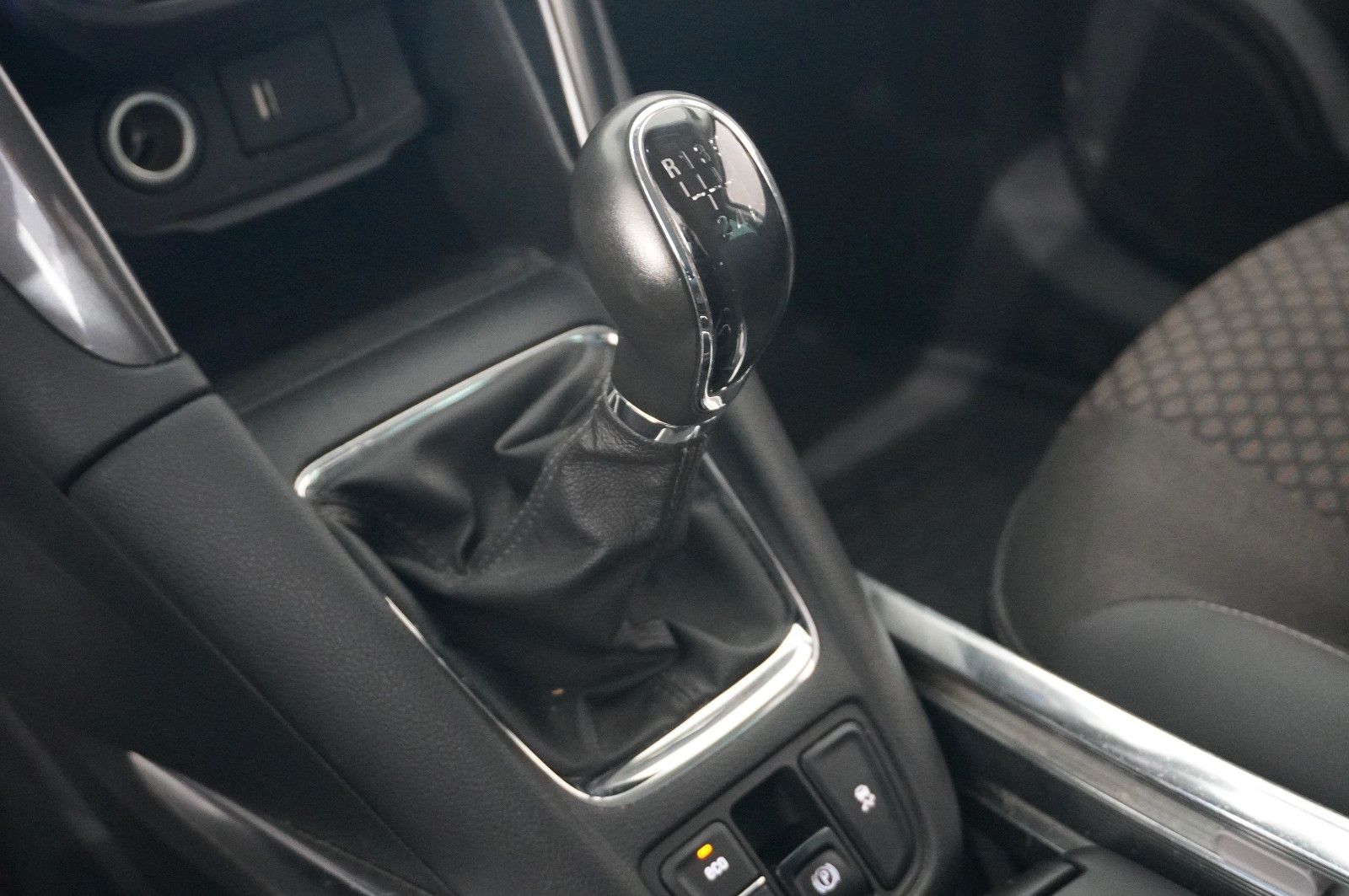 Fahrzeugabbildung Opel Zafira C 1.4T INNOV. 7-SITZ NAVI/LED/KAMERA/AHK