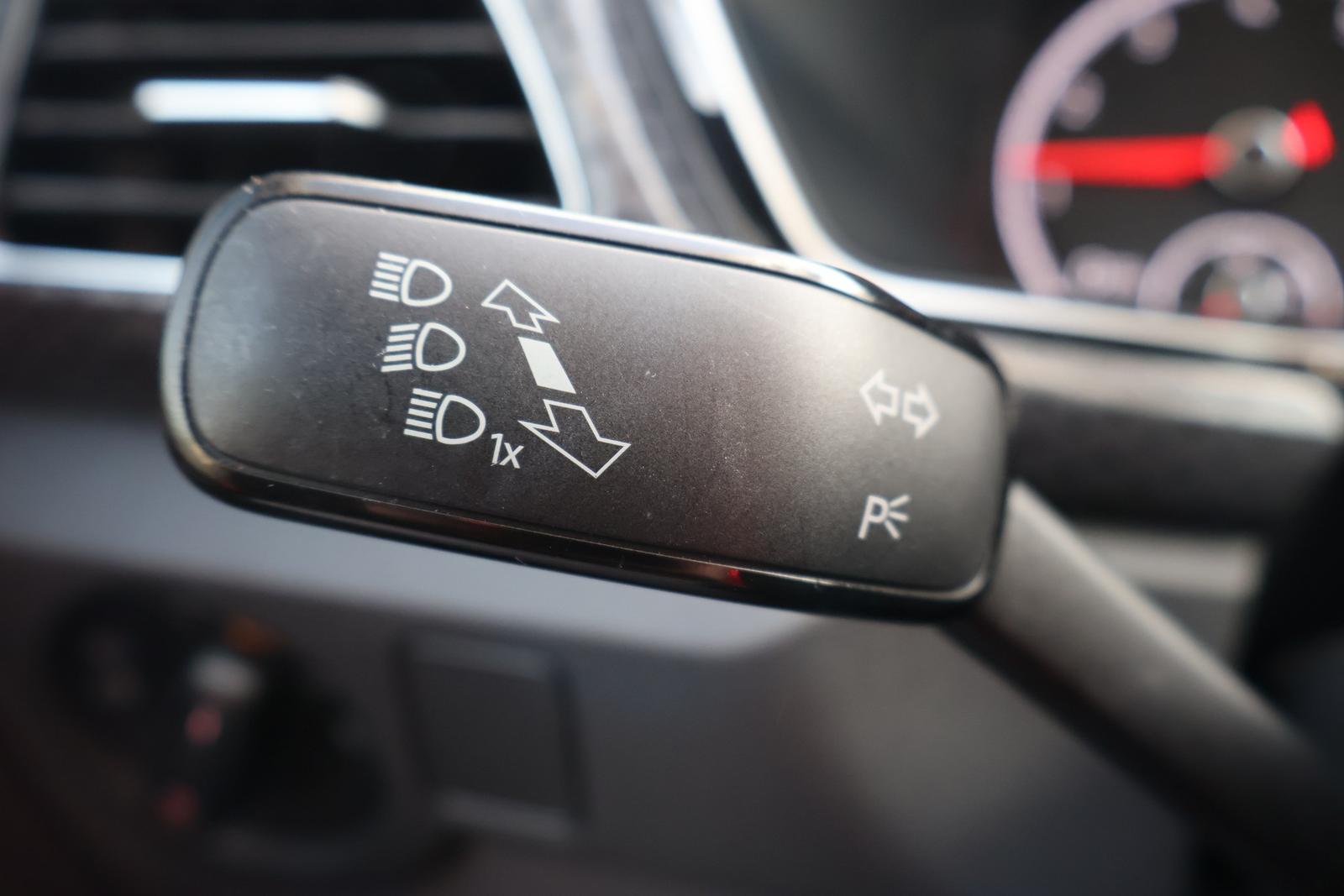 Volkswagen T-Cross 1.0 Style DSG Sitzheizung Kamera LED ACC