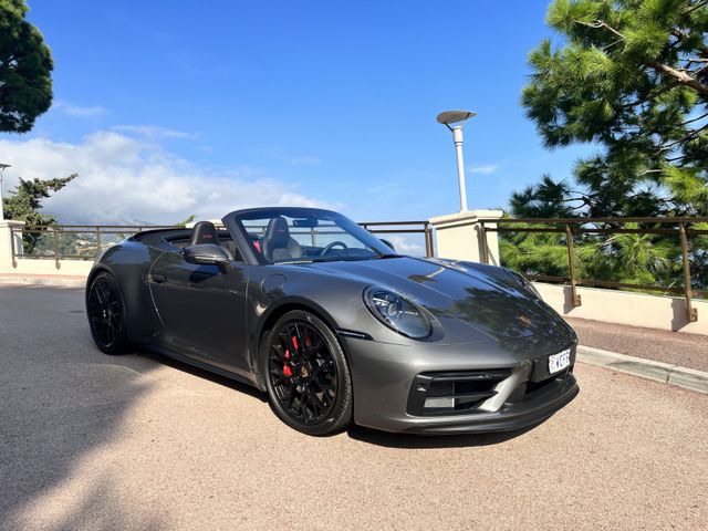 Porsche 911 Carrera Cabriolet 4 GTS