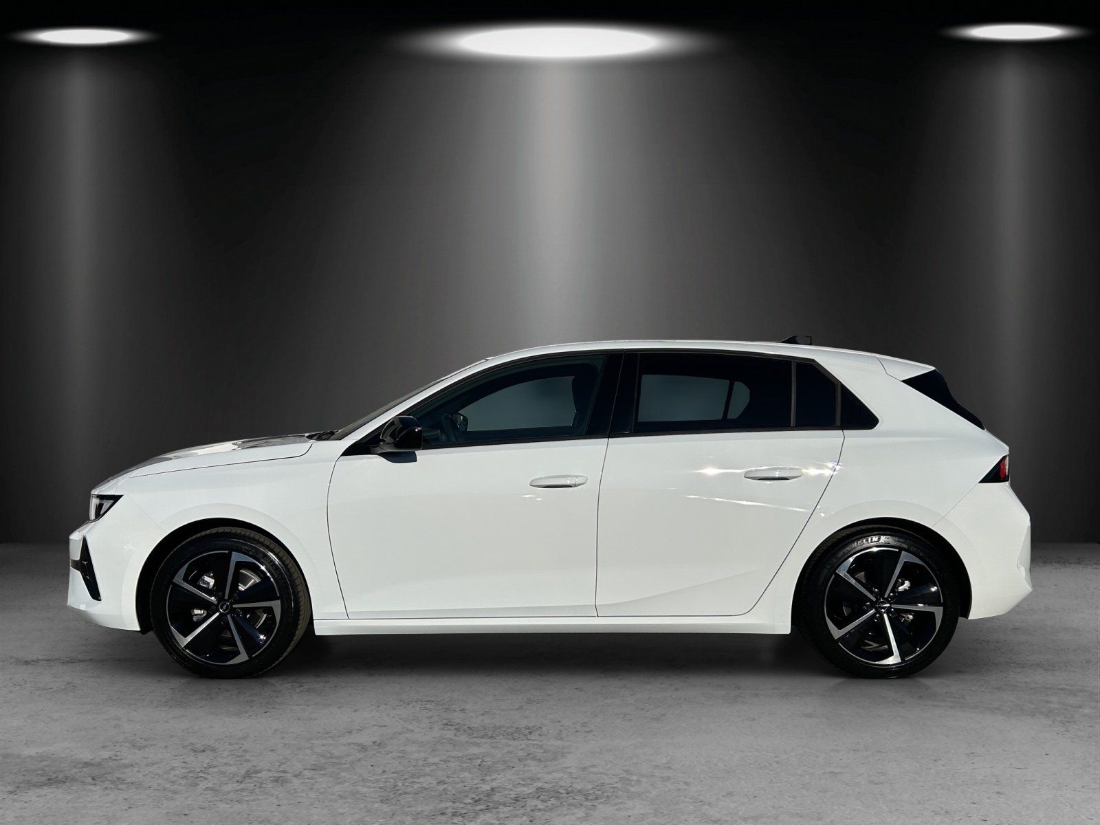 Fahrzeugabbildung Opel Astra L 1.2 Turbo Ultimate Aut./360°/IntelliLux/