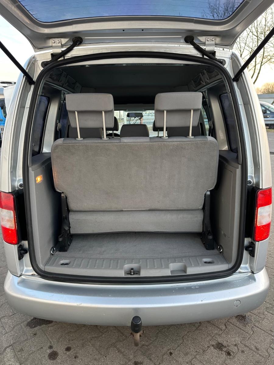 Volkswagen Caddy Life 1,6l Benzin 7Sitze Klima AHK ohne TÜV