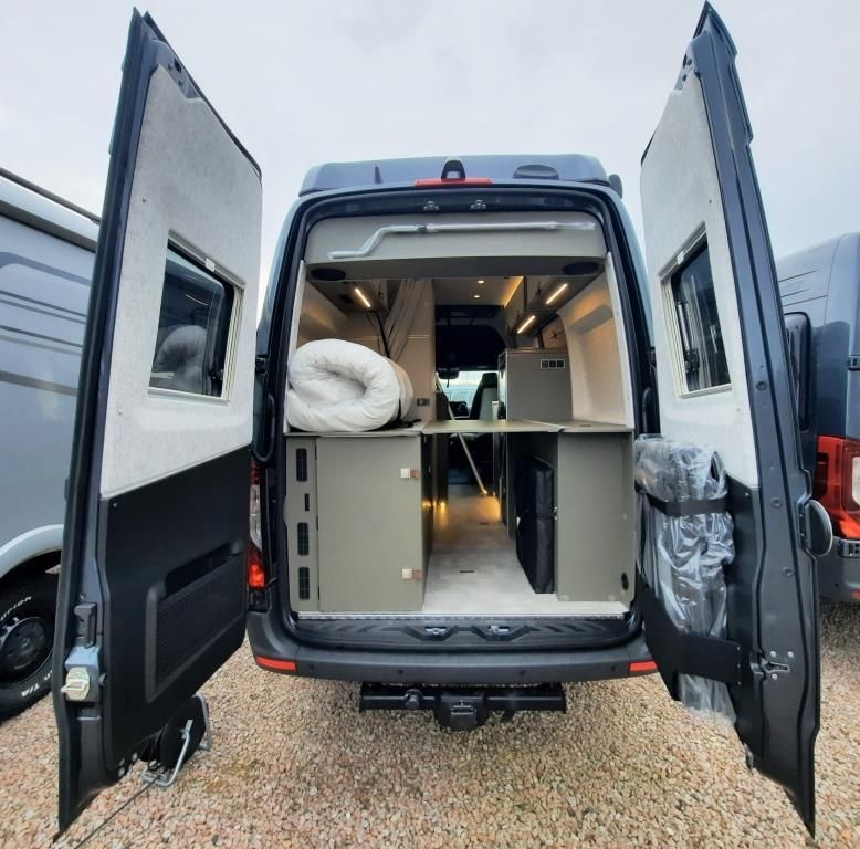 Fahrzeugabbildung HYMER / ERIBA / HYMERCAR Camper Van GRAND CANYON S 600 CROSSOVER Verfüg./