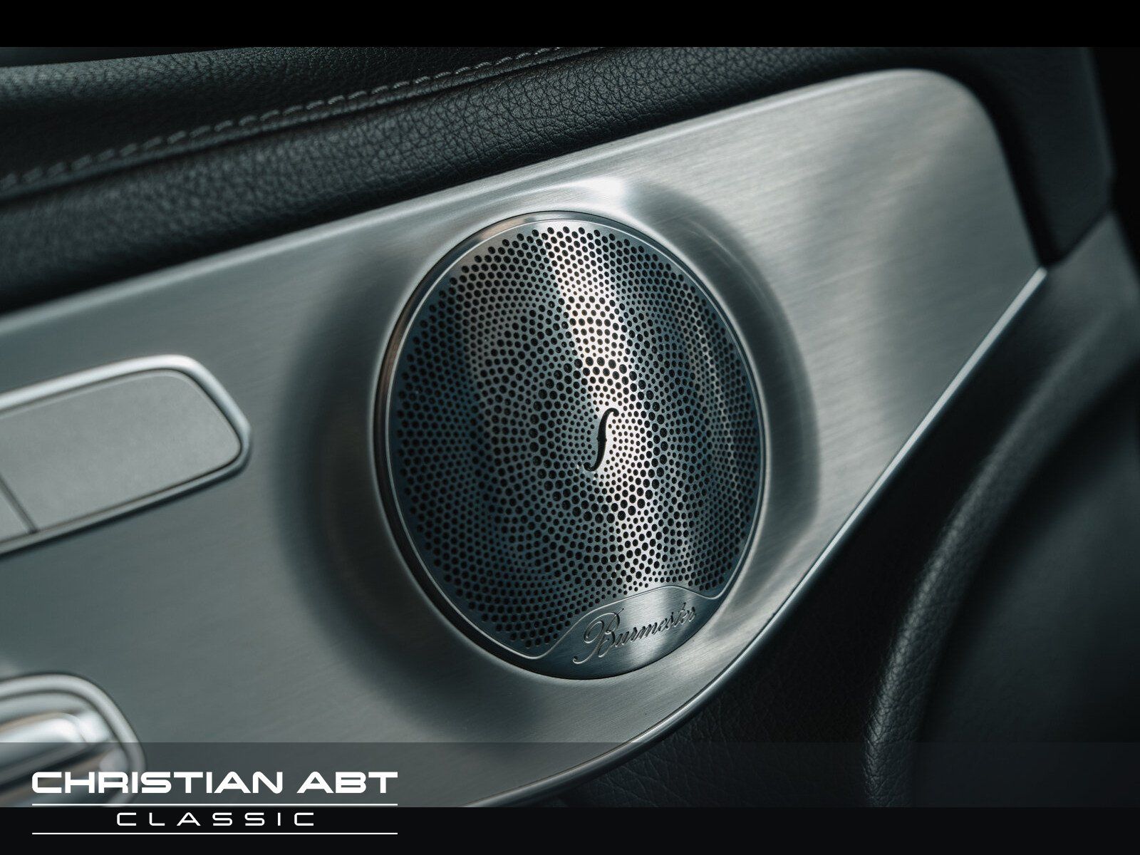 Fahrzeugabbildung Mercedes-Benz GLC 63 AMG 4Matic Burmester Pano designo