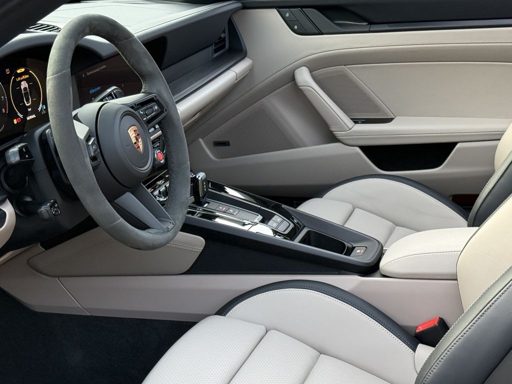 Image of Porsche 992