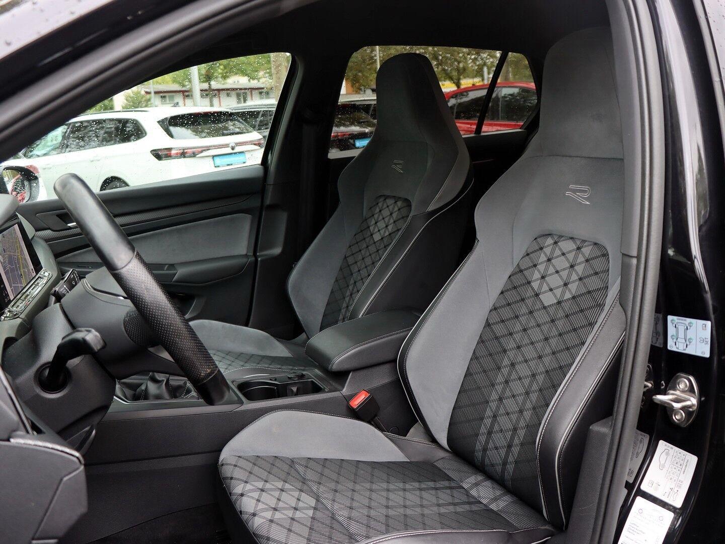 Volkswagen Golf VIII R-Line 1.5 TSI OPF LED/STANDHZ./NAVI/H, миниатюра 11