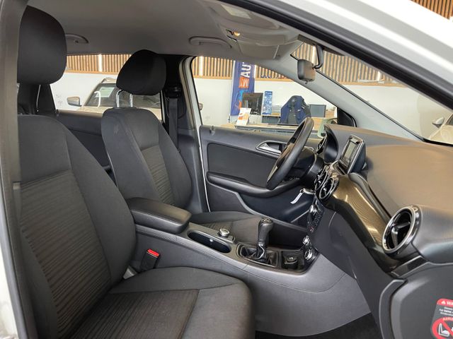 Mercedes-Benz B 180 *Kamera*Klima*Unfallfrei*