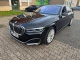 BMW 740d xDrive Top Zustand Unfall frei 4fach Bereif