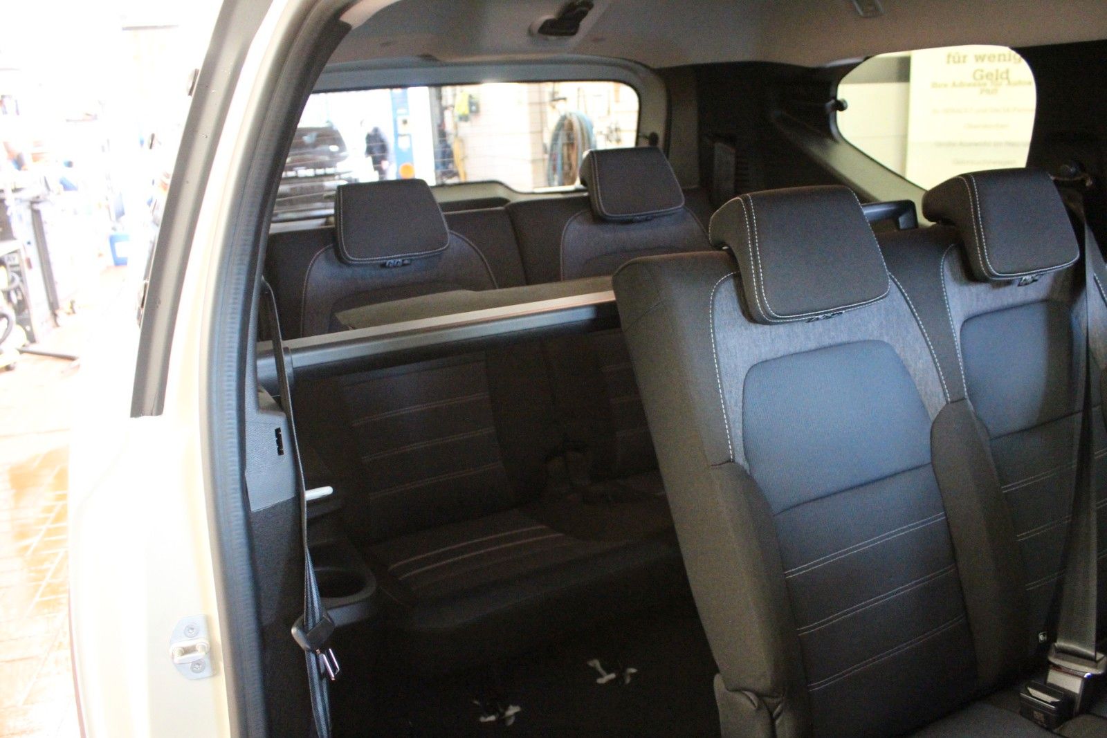 Fahrzeugabbildung Dacia Jogger Hybrid 155 Journey 7-Sitzer MY 2026