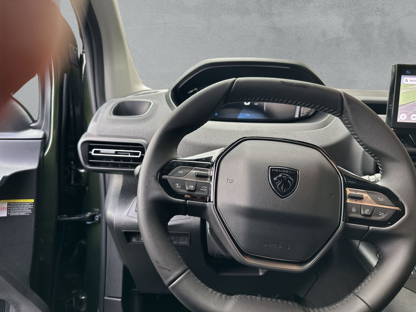 Fahrzeugabbildung Peugeot Rifter Allure N1 L2 Navi Allwetterreifen*Digital