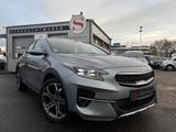 Kia XCeed 1.6l*RKAM*ACARPLAY*LED*LHZ*TLEDER*ALLW* - silberne Kia XCeed