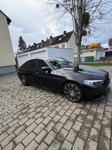 BMW 530d xDrive MSportpaket(verfügbar bis 24.12) - BMW: V12