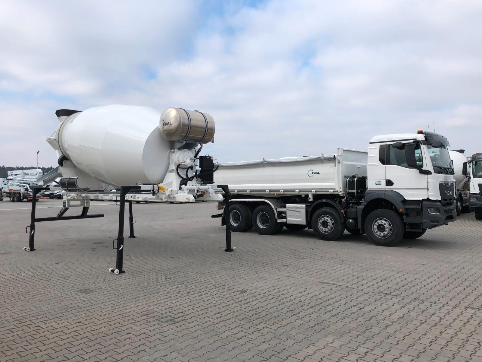 MAN TGS 41.440 GSR 8X4 DREISEITIG KIPPER + FML 10 M3