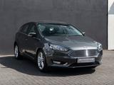 Ford Focus Lim. Titanium - Ford Focus: Titanium