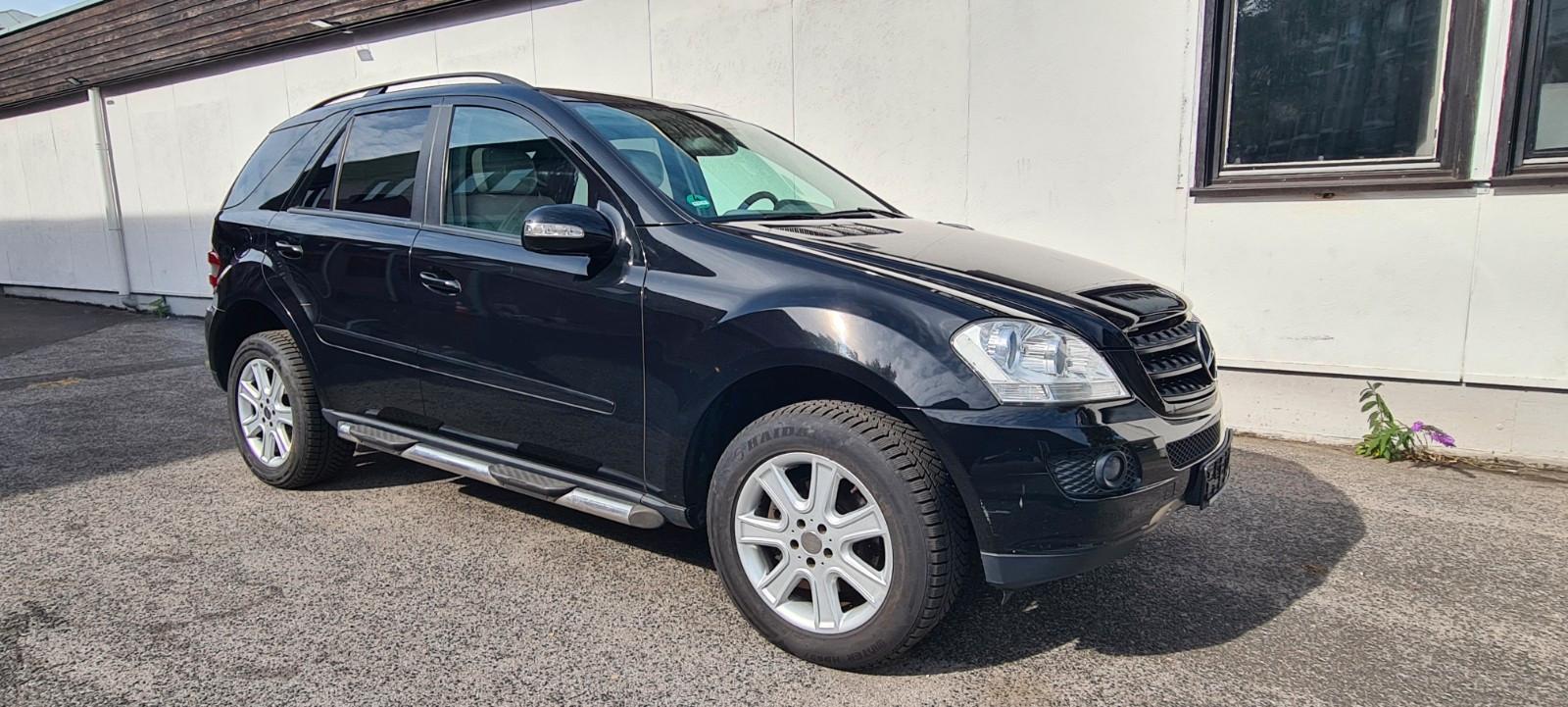 Mercedes-Benz ML280 2005 — photo 17