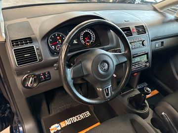 MYAUTOCENTER – Gebraucht- und Jahreswagen mit Werkstattservice in Pfaffenhofen Volkswagen Touran Comfortline *7-SITZER*2-ZONEN*TEMPO*
