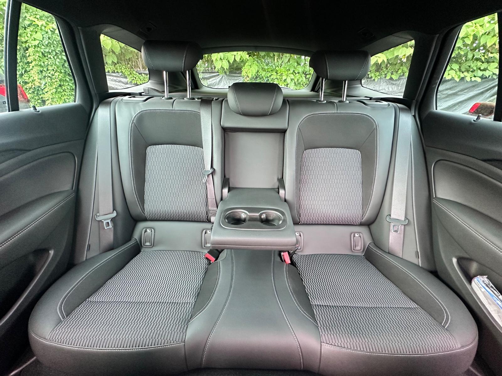 Opel Insignia B ST Navi Massage HuD Kamera ACC AHK