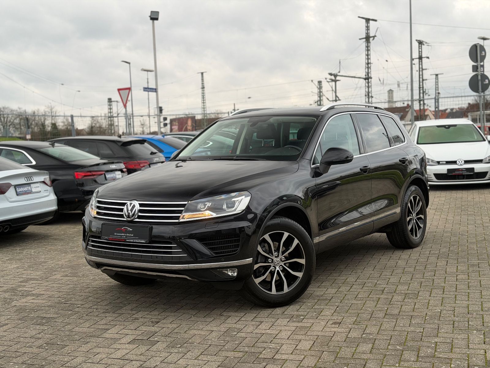 VW Touareg V6 TDI 4Motion *Leder*Navi*Bi-Xenon*AHK*