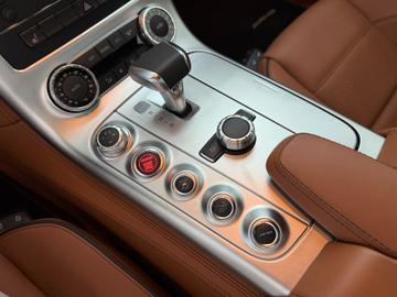 2010 Mercedes-BENZ SLS AMG — миниатюра 15